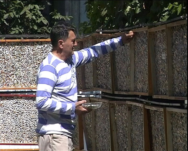 Лик Јосипа Броза на 600 значака